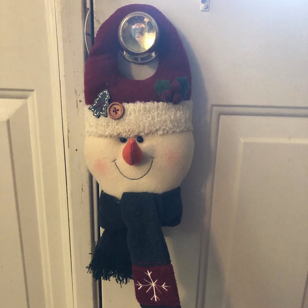 Plush Snowman Door Hanger